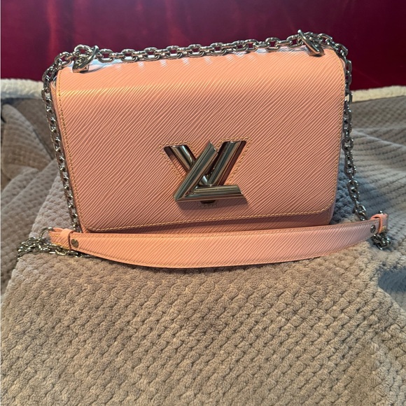 Louis Vuitton Epi ballerina pink twist lock MM shoulder or Crossbody bag - Picture 2 of 9